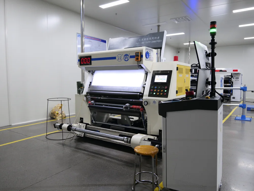 High-speed pouch-making line