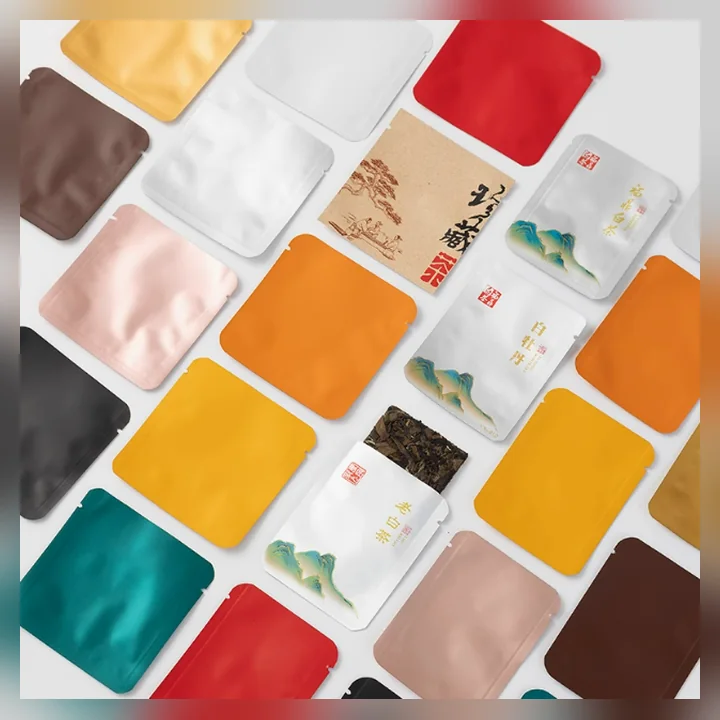 Three-side seal pouch for snacks
